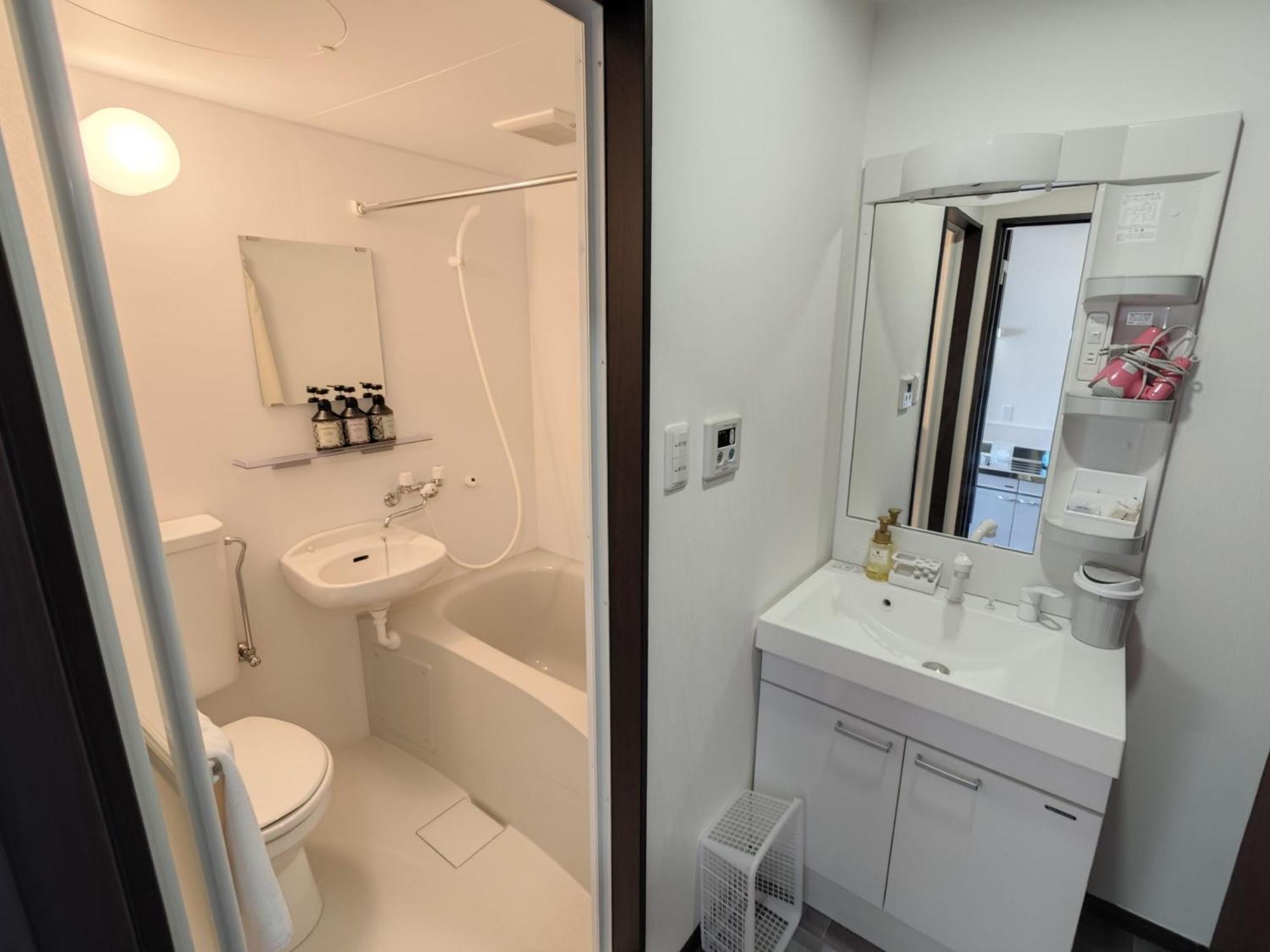Amawari Hotel -Seven Hotels And Resorts- Uruma Eksteriør bilde